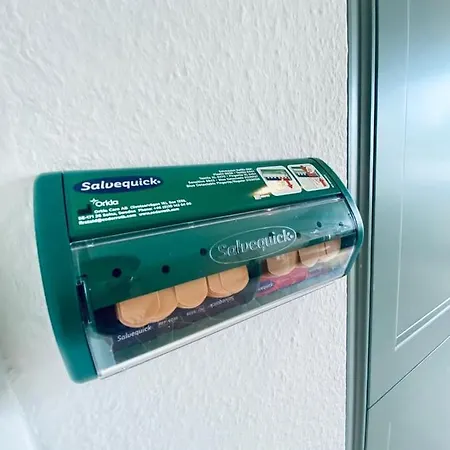 * 2br Flat Near Karl-heine-kanal