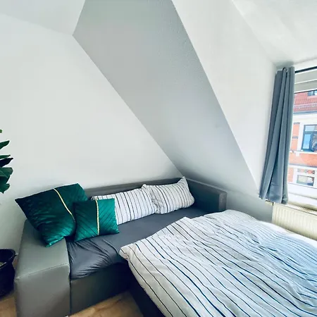 * 2br Flat Near Karl-heine-kanal דירה לייפציג