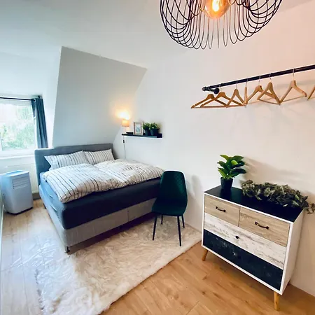 דירה * 2br Flat Near Karl-heine-kanal *