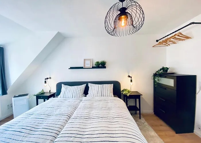 * 2br Flat Near Karl-heine-kanal Lejlighed *