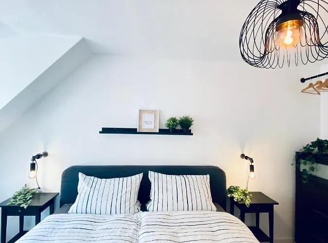 דירה * 2br Flat Near Karl-heine-kanal